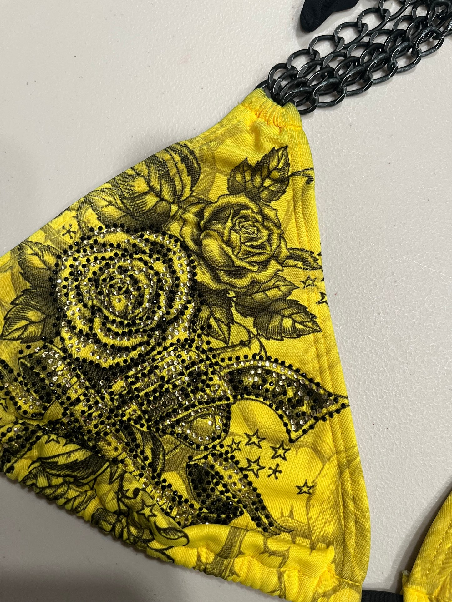 (M/L) Sinful yellow chain embellished bikini top