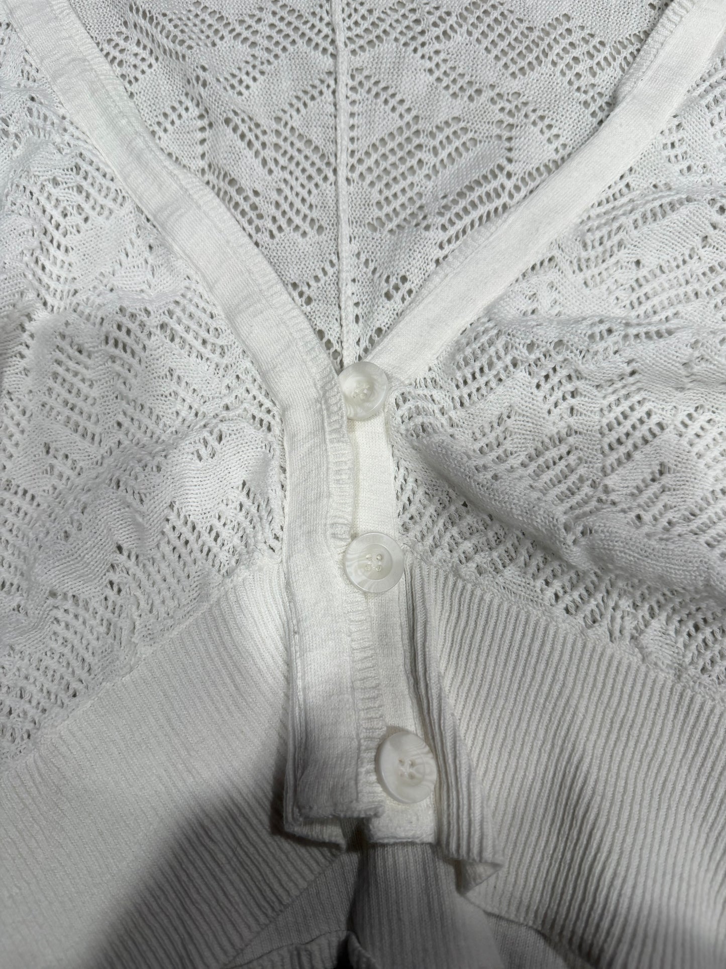 (L) 2000s aeropostale white buttoned cardigan