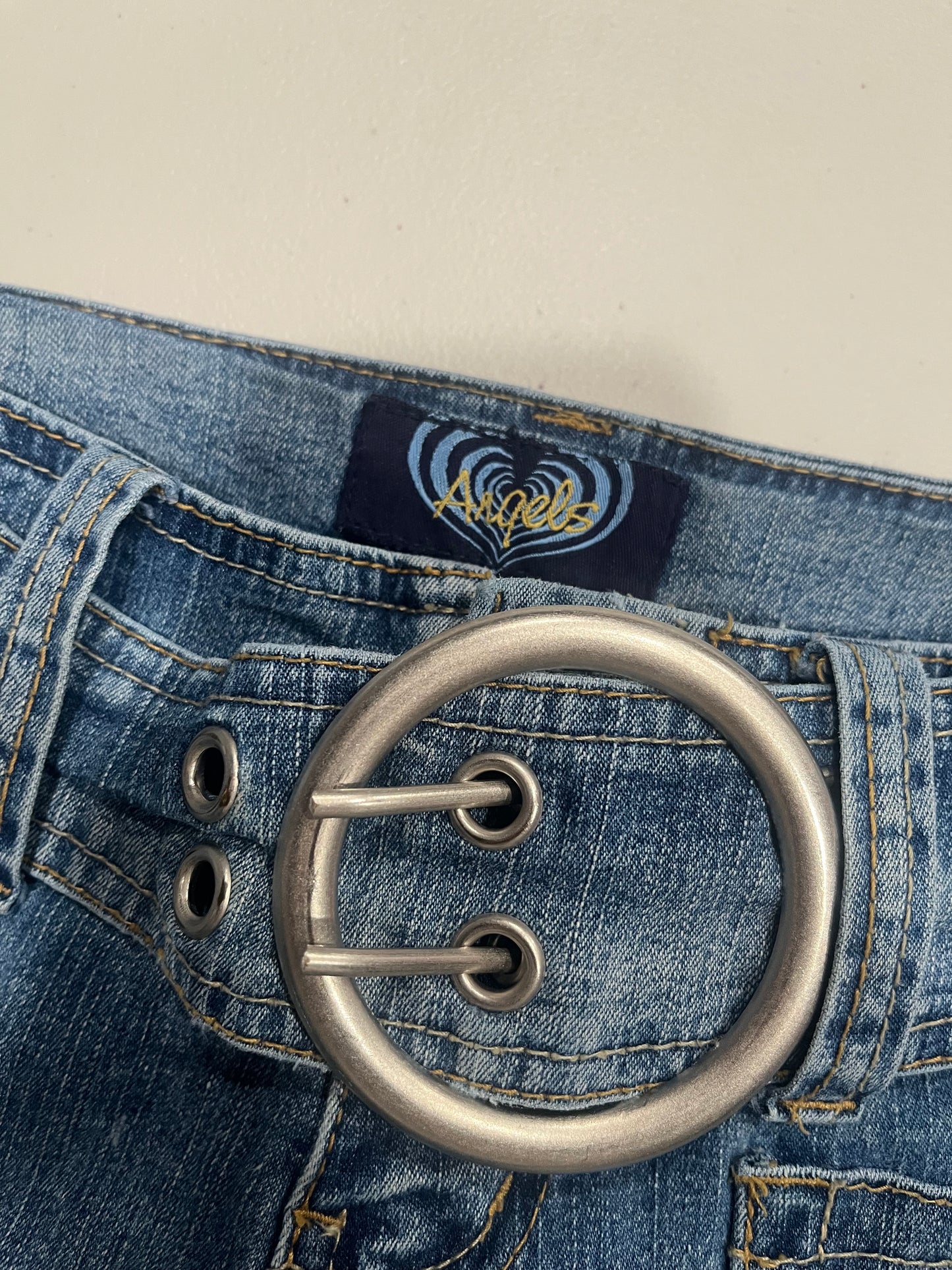 (28”) Iconic Angels Circle Belt Denim Shorts