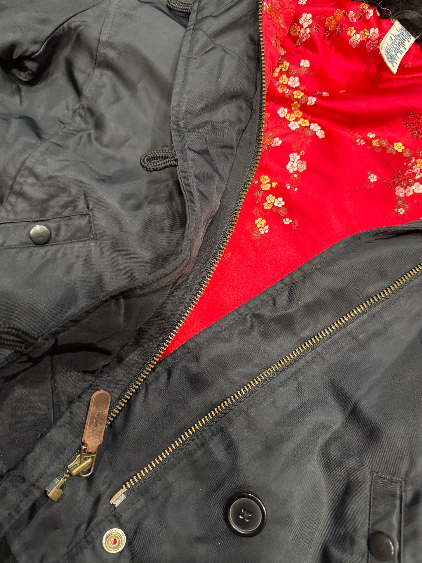 (M) 2000s old navy cherry blossom satin lined fur hood jacket