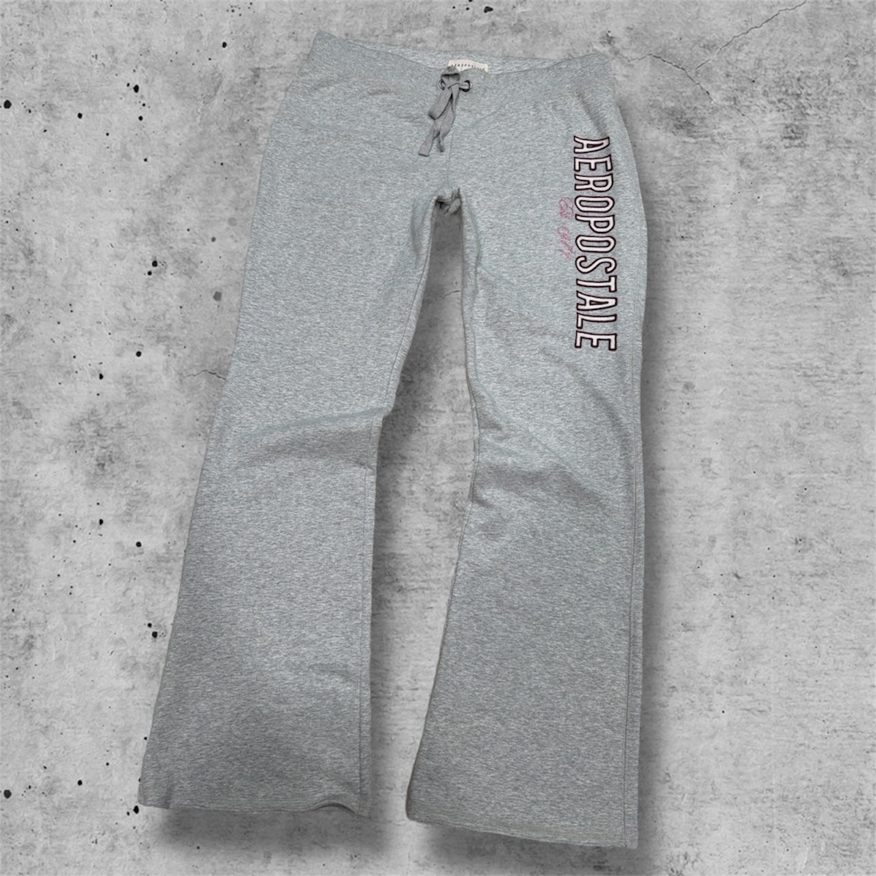 (L/XL) 2000s Aeropostale Flared Pink & Grey Sweats