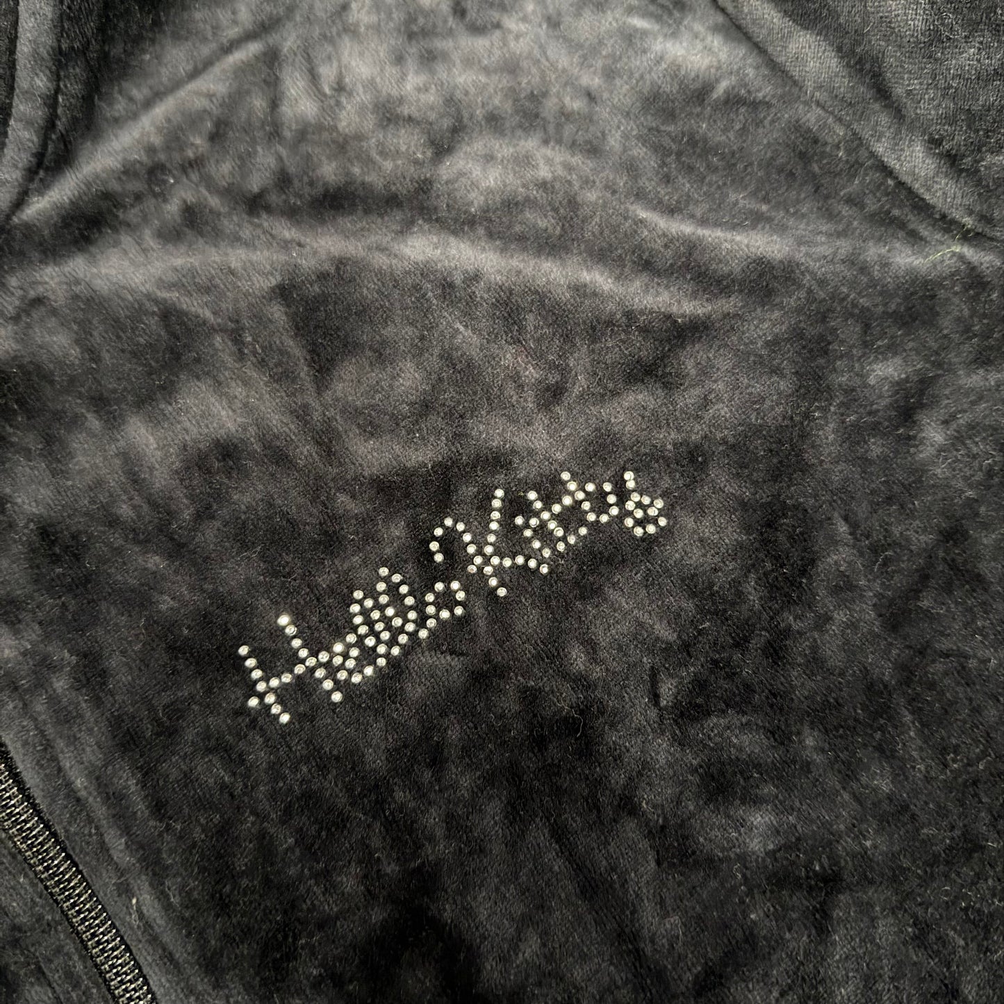 (XL ) vintage/early 2000s hello kitty velour embellished jacket