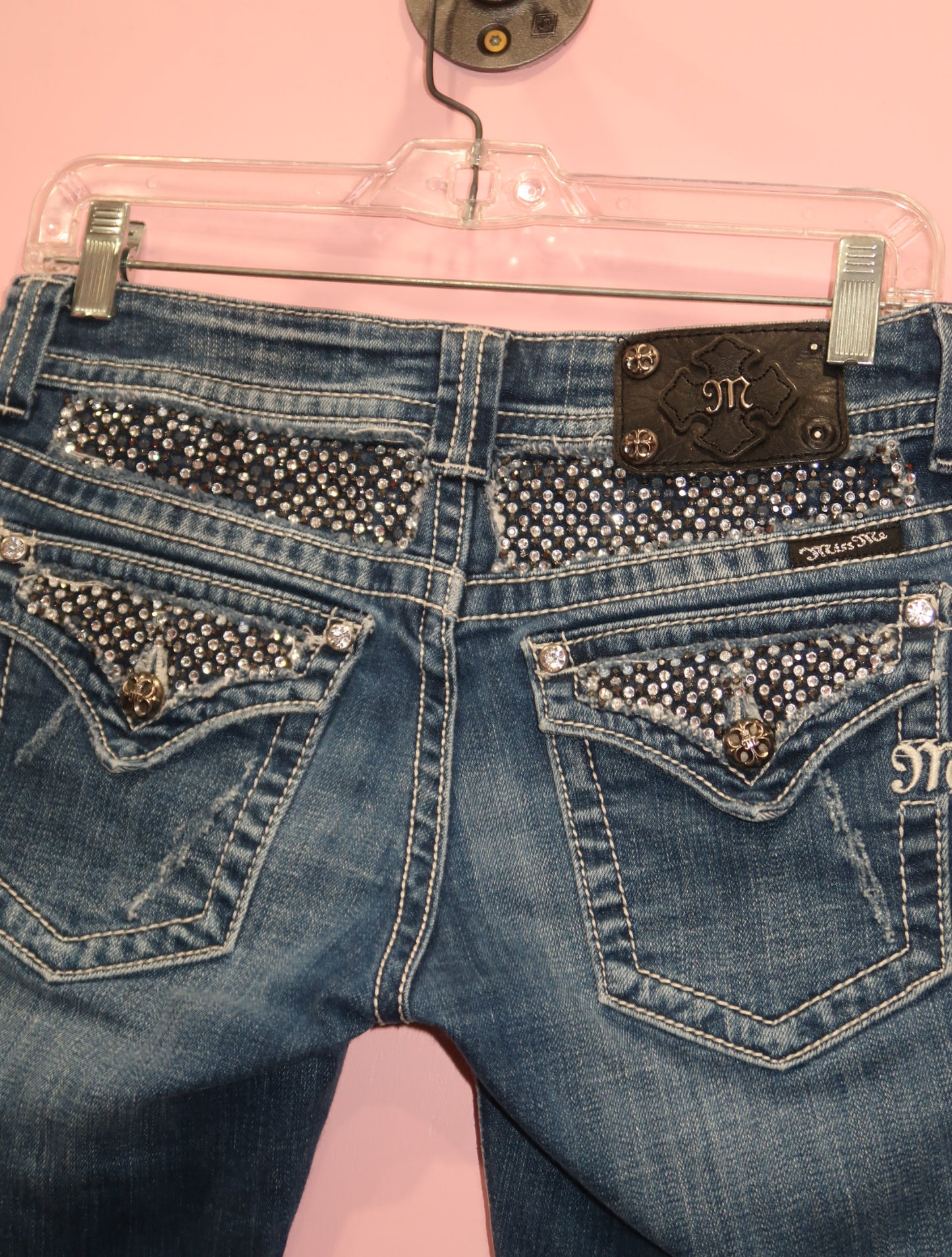 (28”) y2k miss me embellished capris