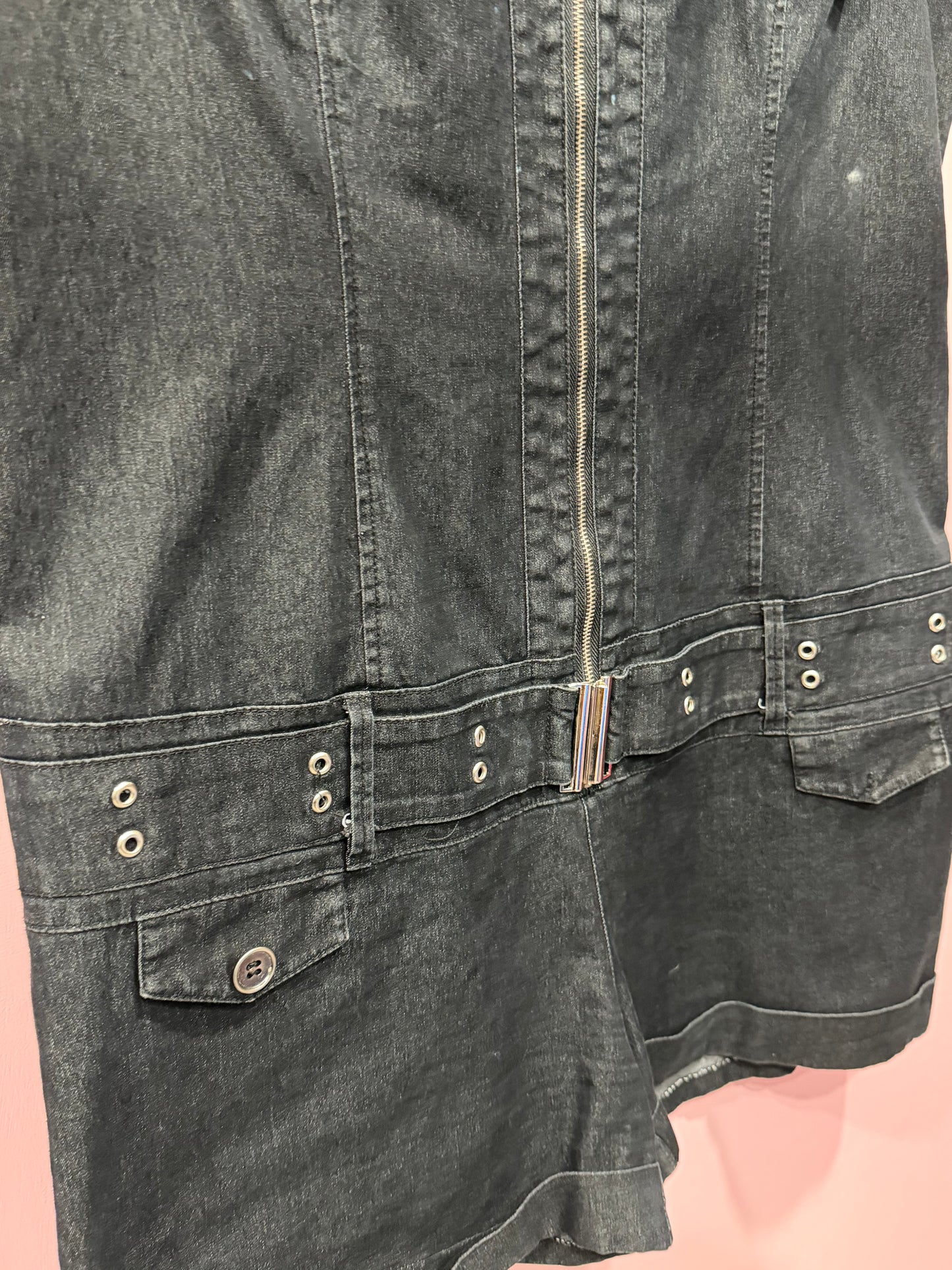 (XL) early 2000s dots black denim romper