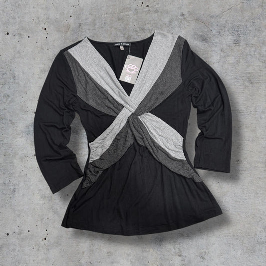 (S/M) Vintage Cable & Gauge long sleeve top
