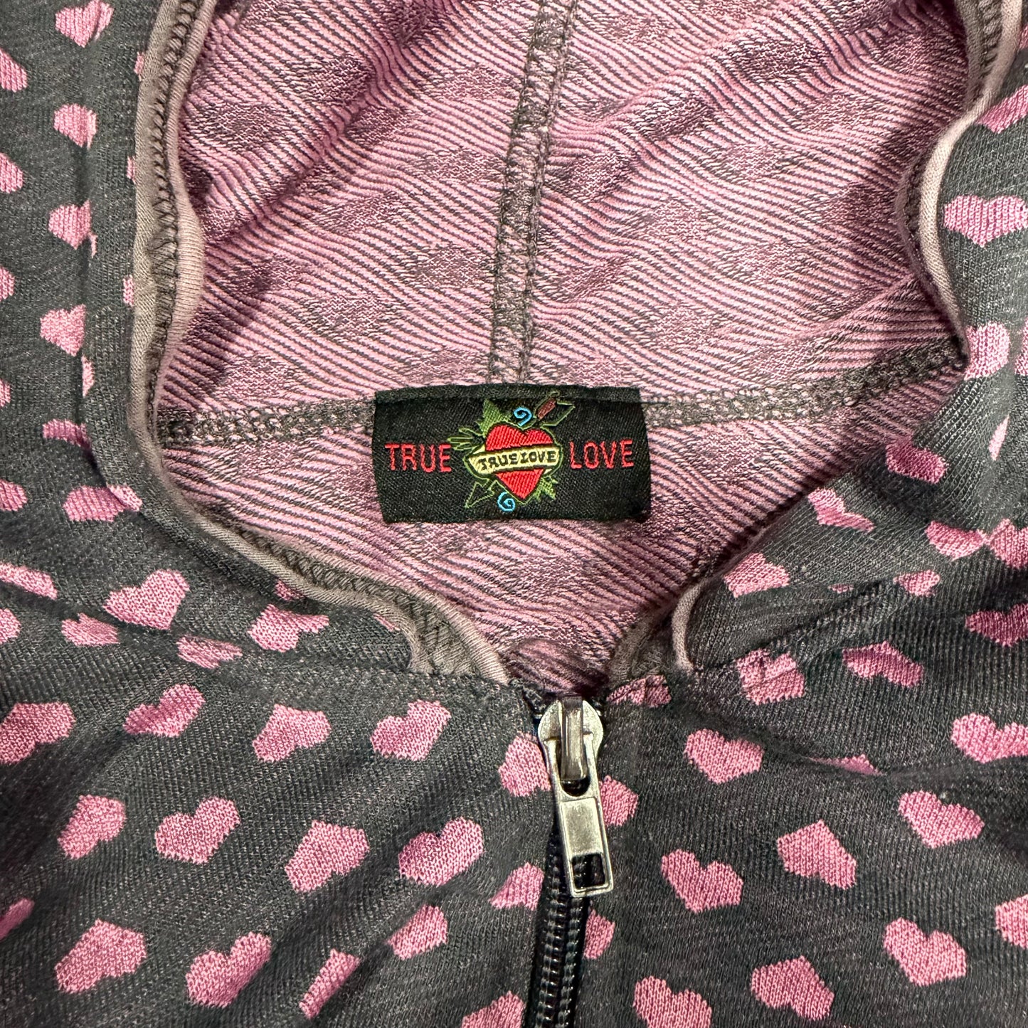 (S/M) vintage/y2k true love skull & heart jacket