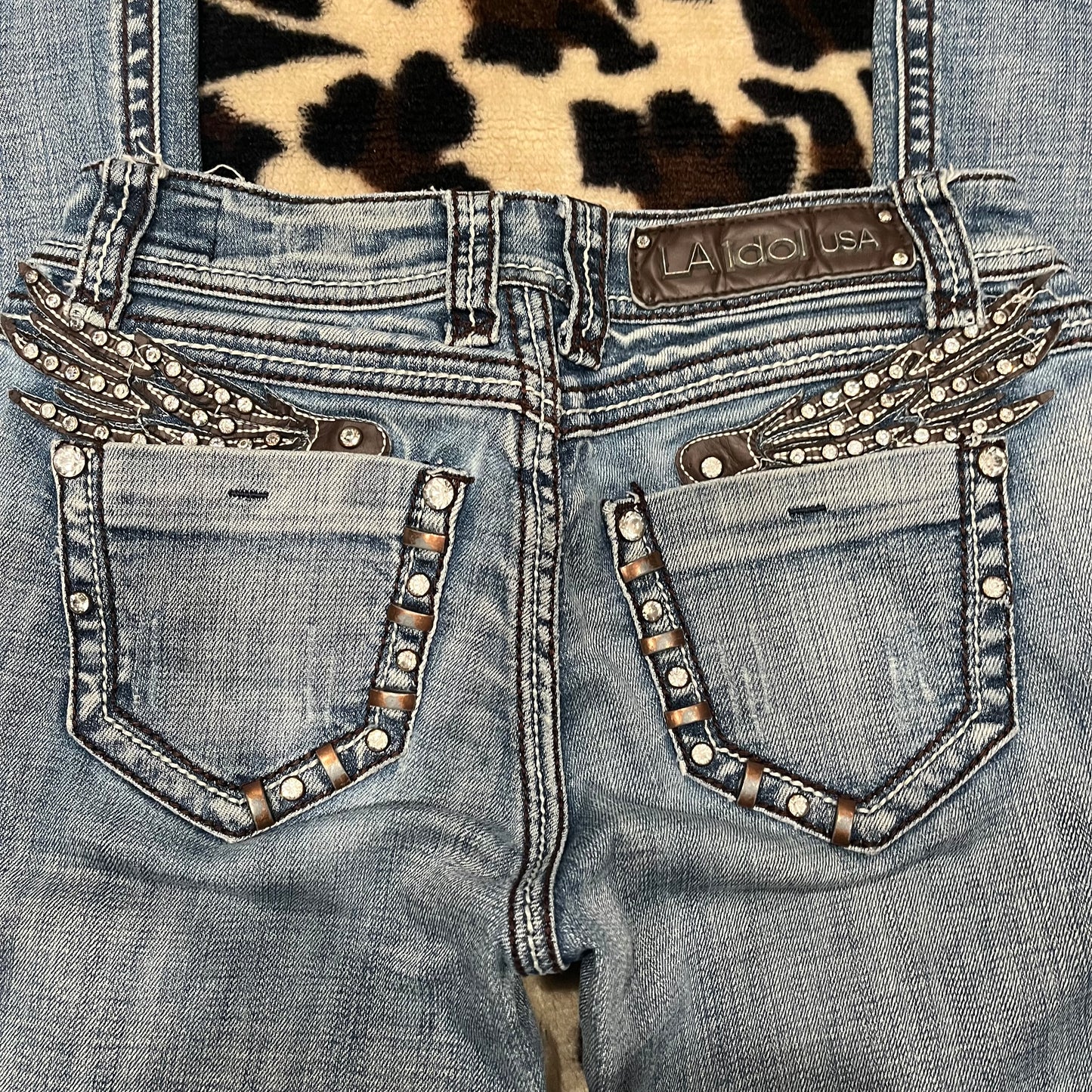 (26”) Y2K Angel Wing Embellished Flared Jeans