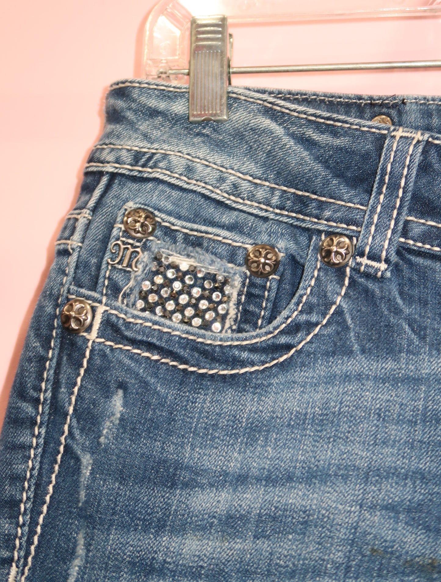 (28”) y2k miss me embellished capris