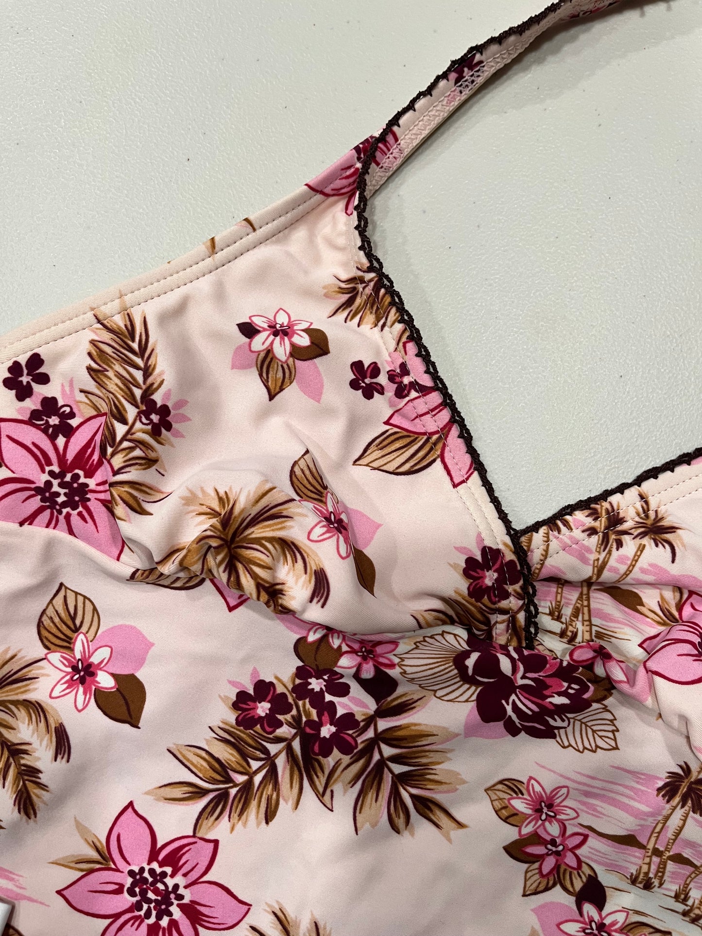 (M) Vintage Floral Cropped Tankini Swim Top