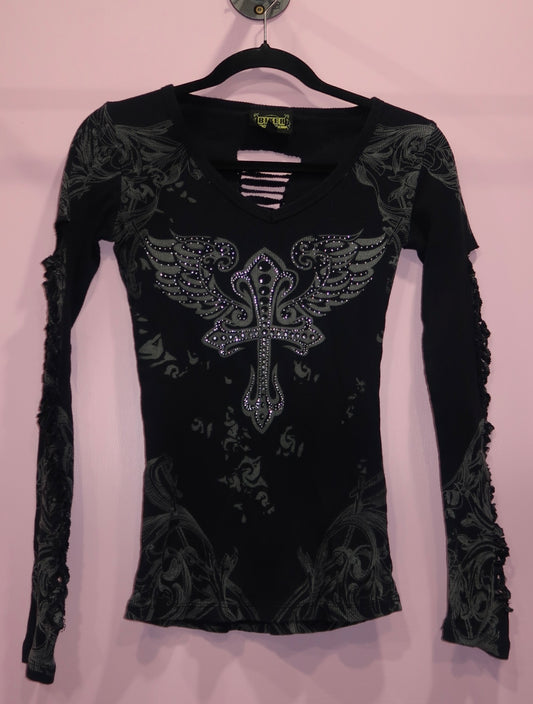 (S/M) 2000s cross and angel wing embellished braided sleeve and back top