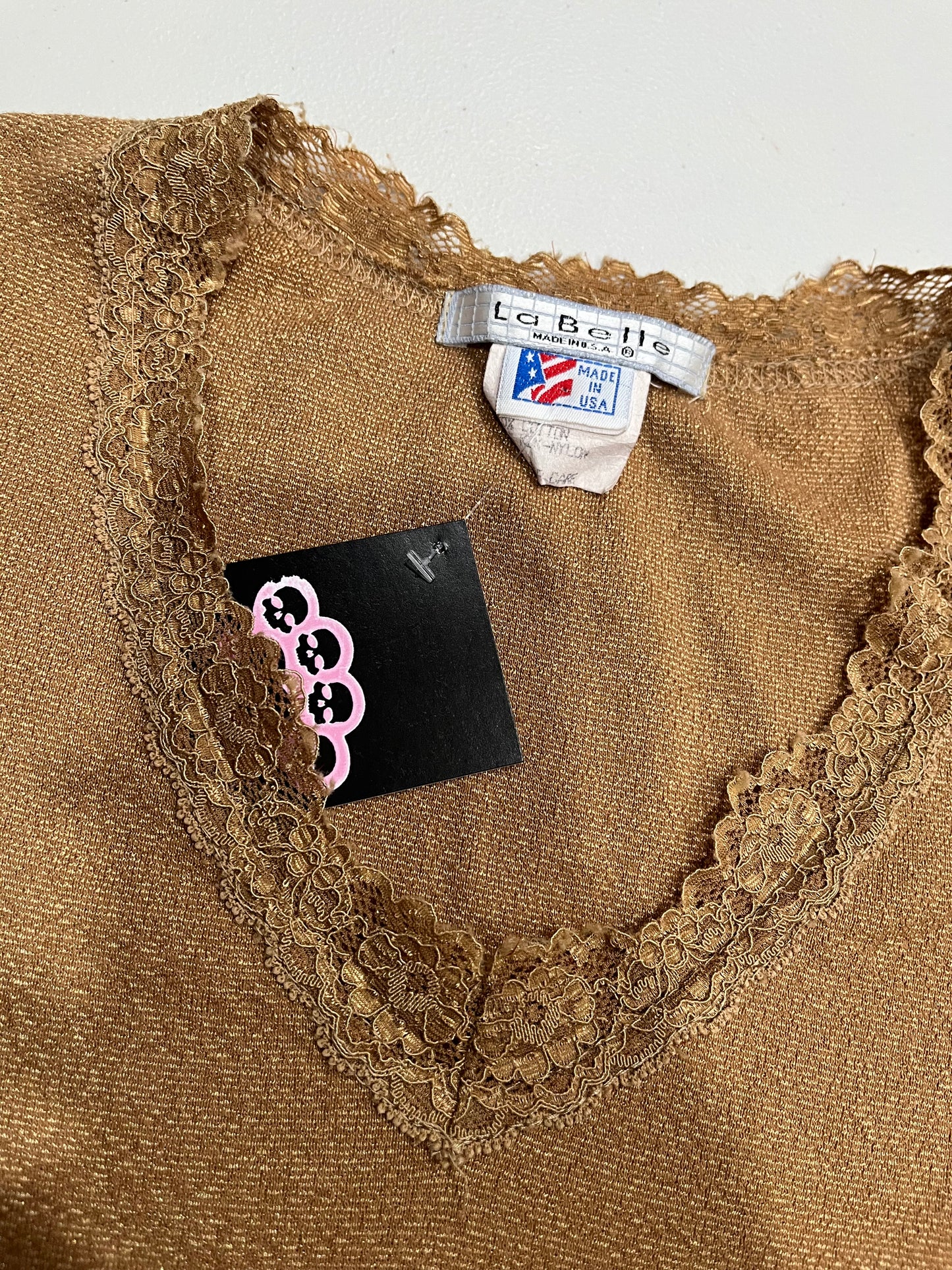 (S) La Belle Vintage Lace Trim Top