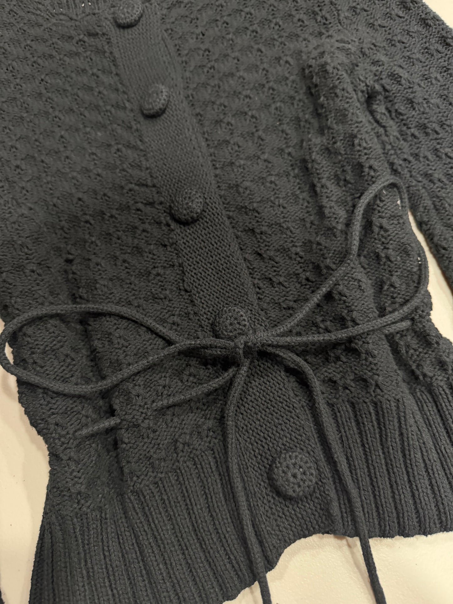 (S/M) vintage buttoned tie up cardigan