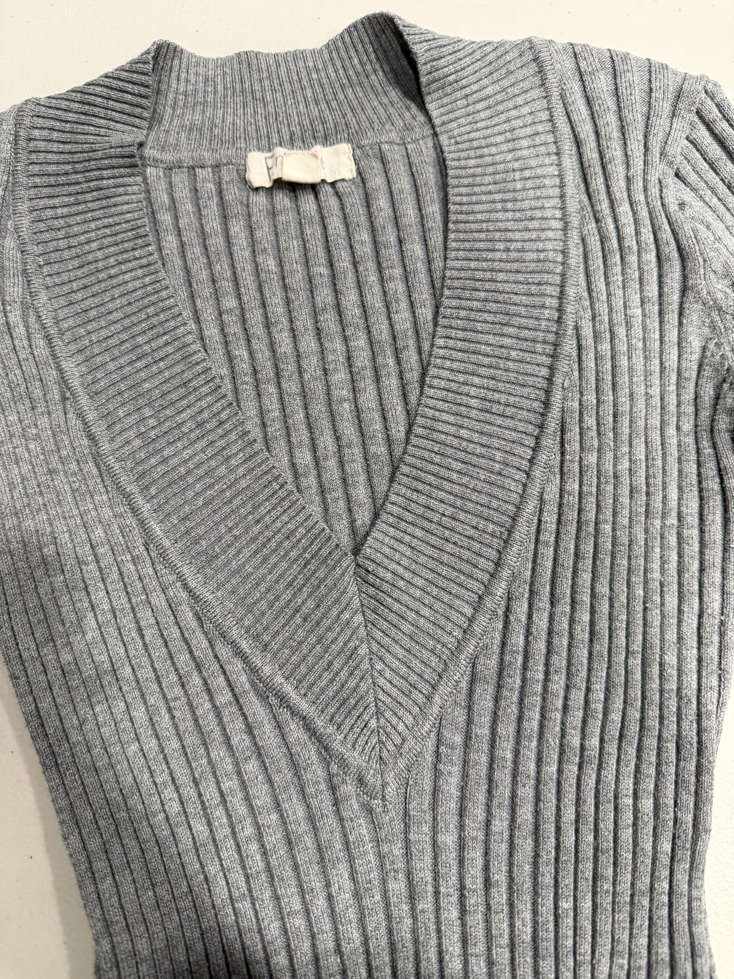 (S/M) y2k energie grey fitted long sleeve top