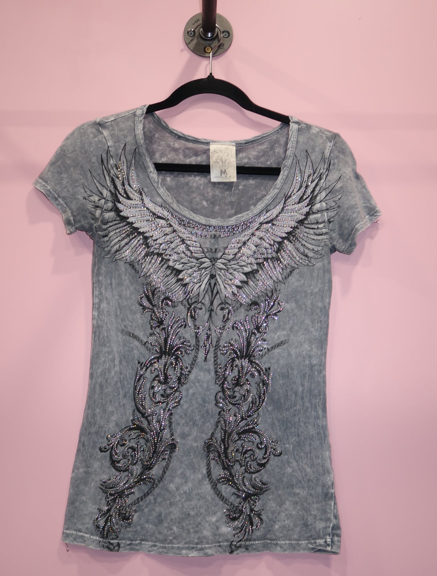 (M) Vocal embellished wing grey top