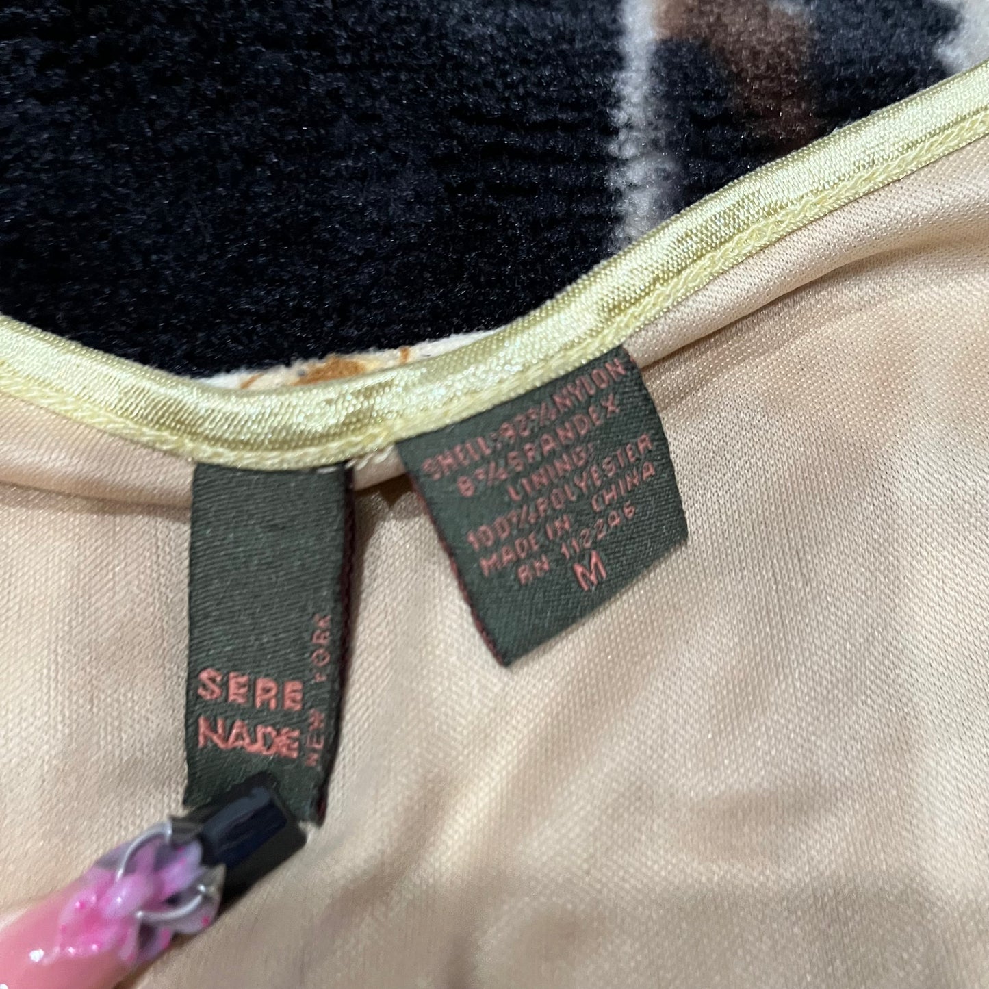 (M) Vintage Floral Lace Top