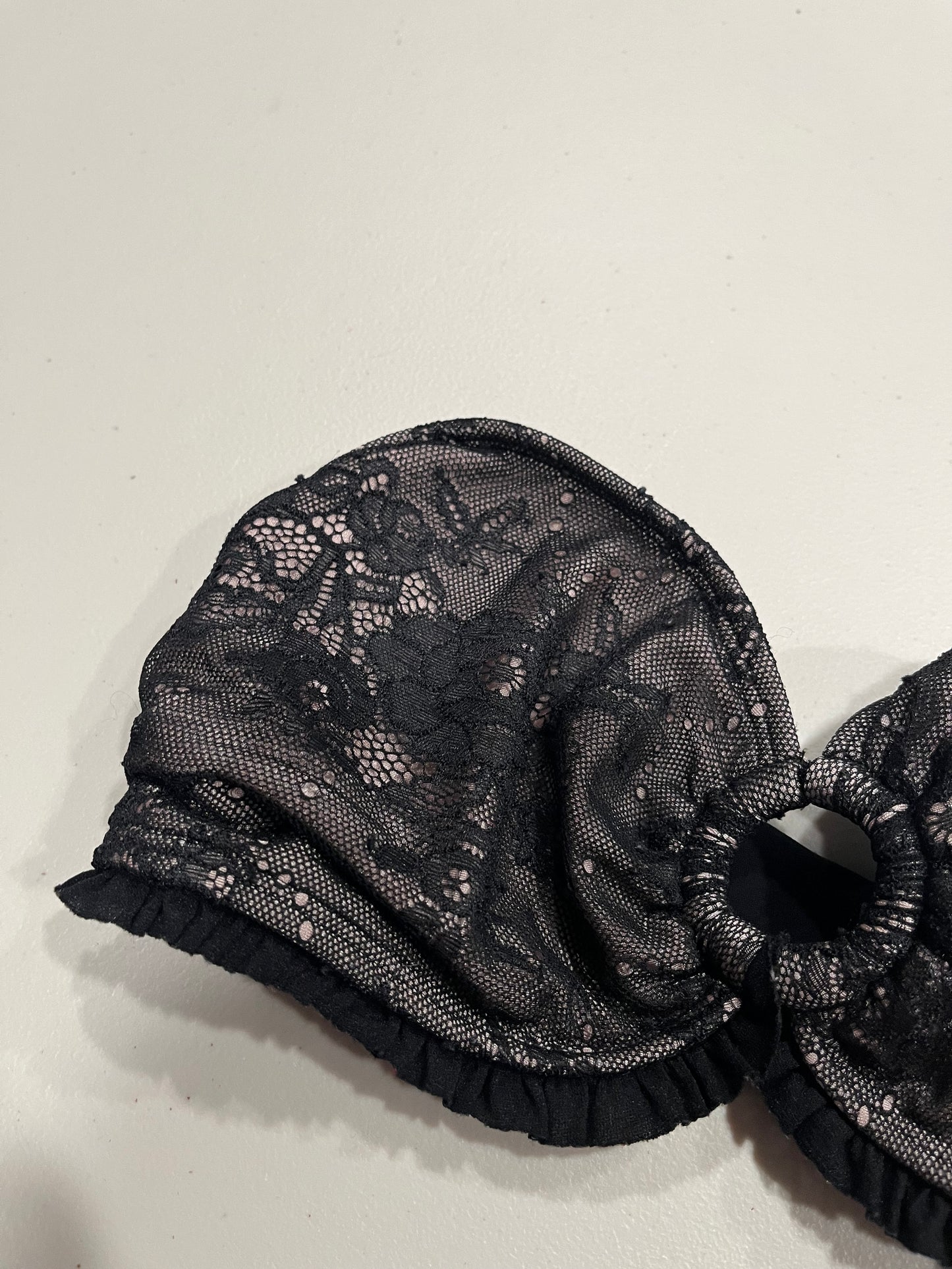 (L) Grunge Purple & Black Lace Strapless Bikini Top