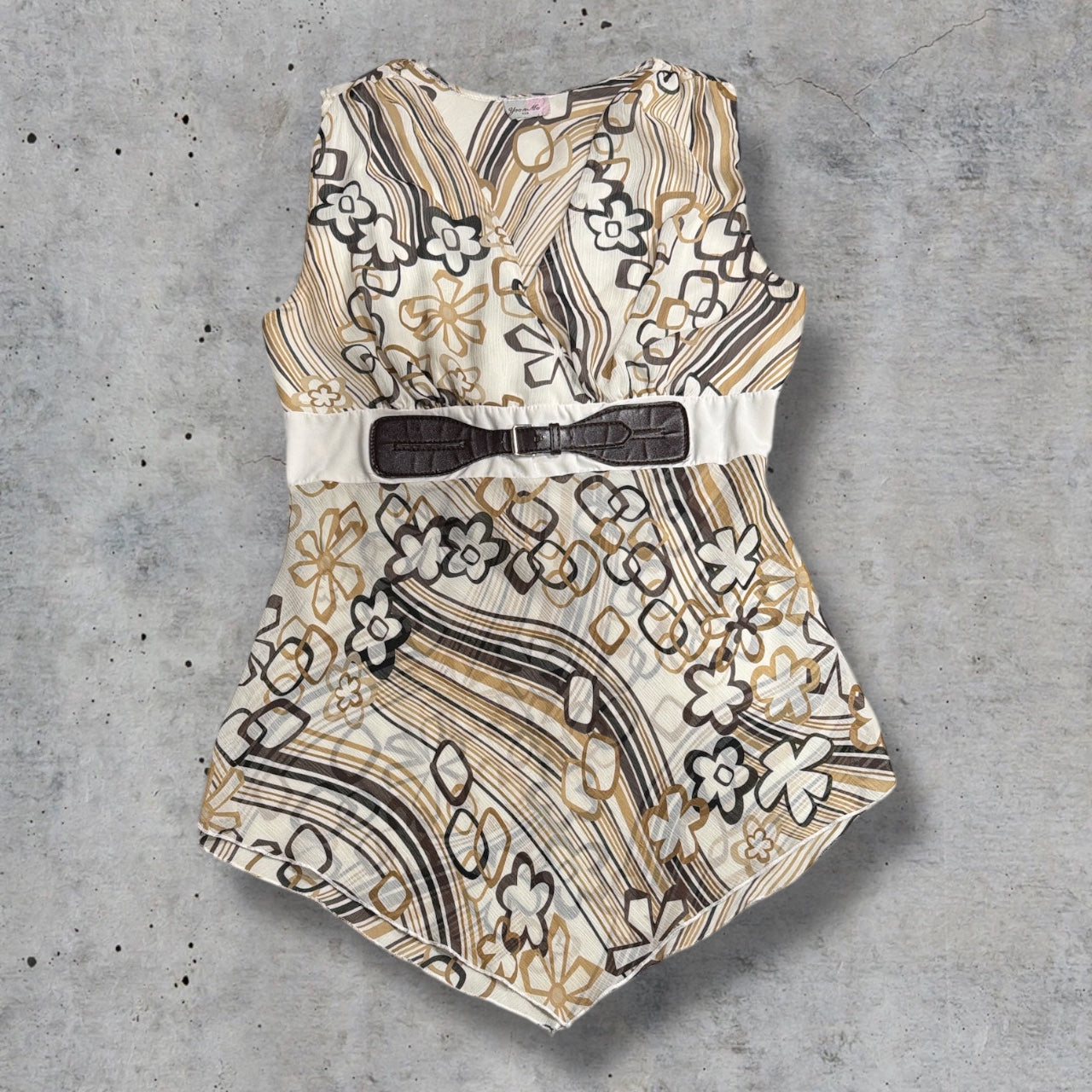 (L) early 2000s peplum floral belt top