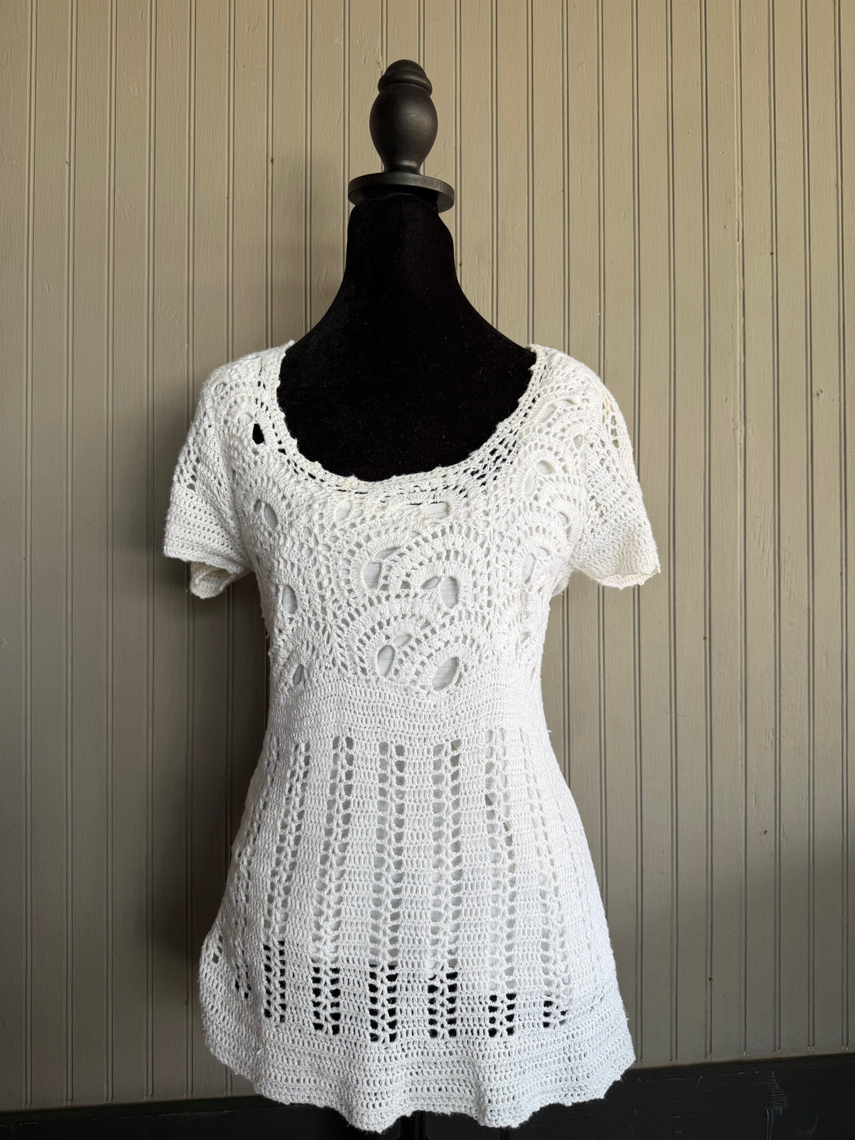 (M) vintage White crochet top