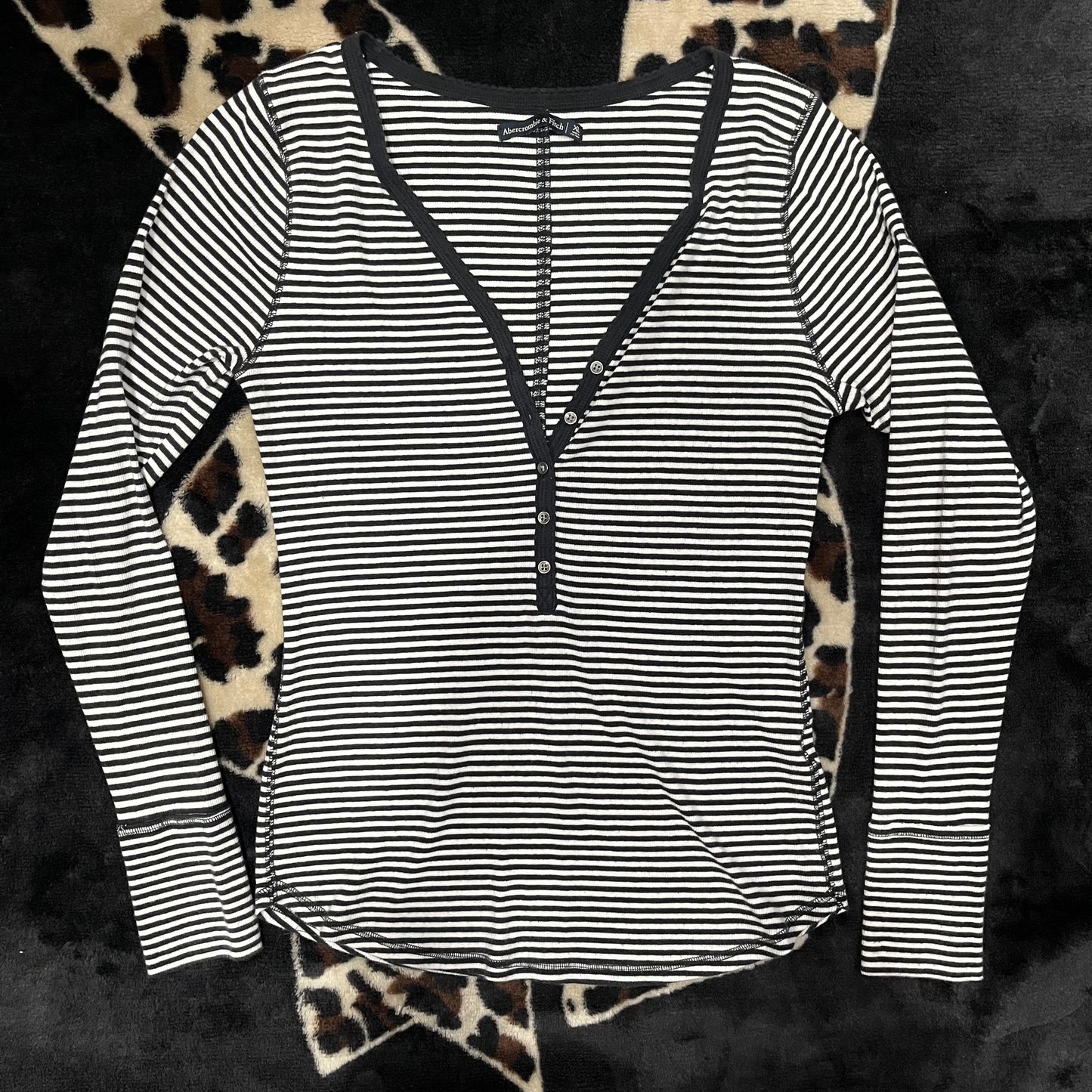 (XL) Abercrombie & Fitch Striped Button Up Top