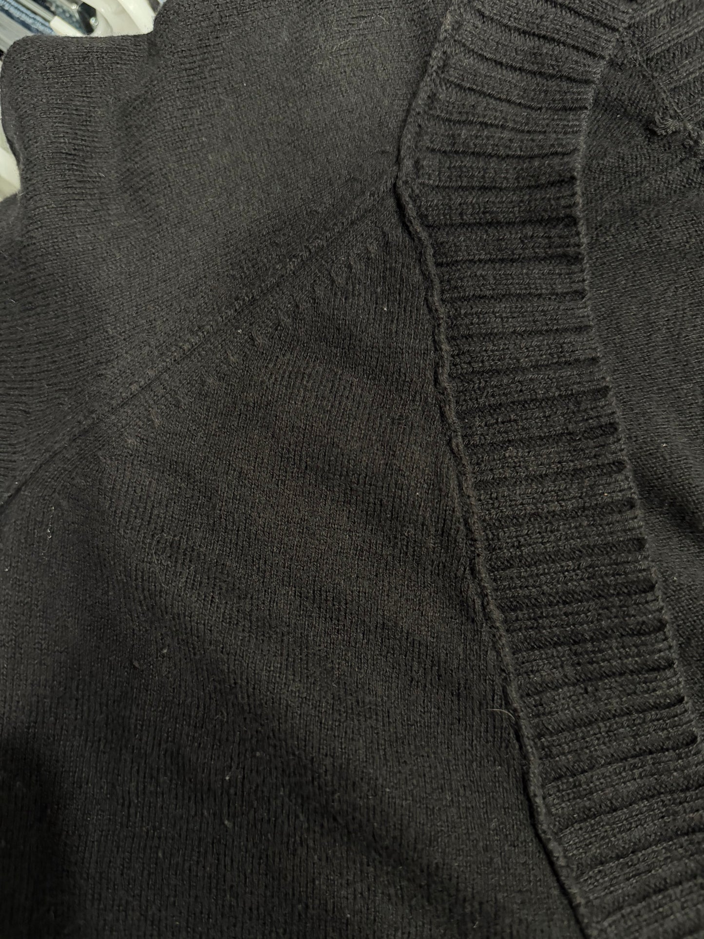 (S/M) 2000s american eagle v neck knit long sleeve