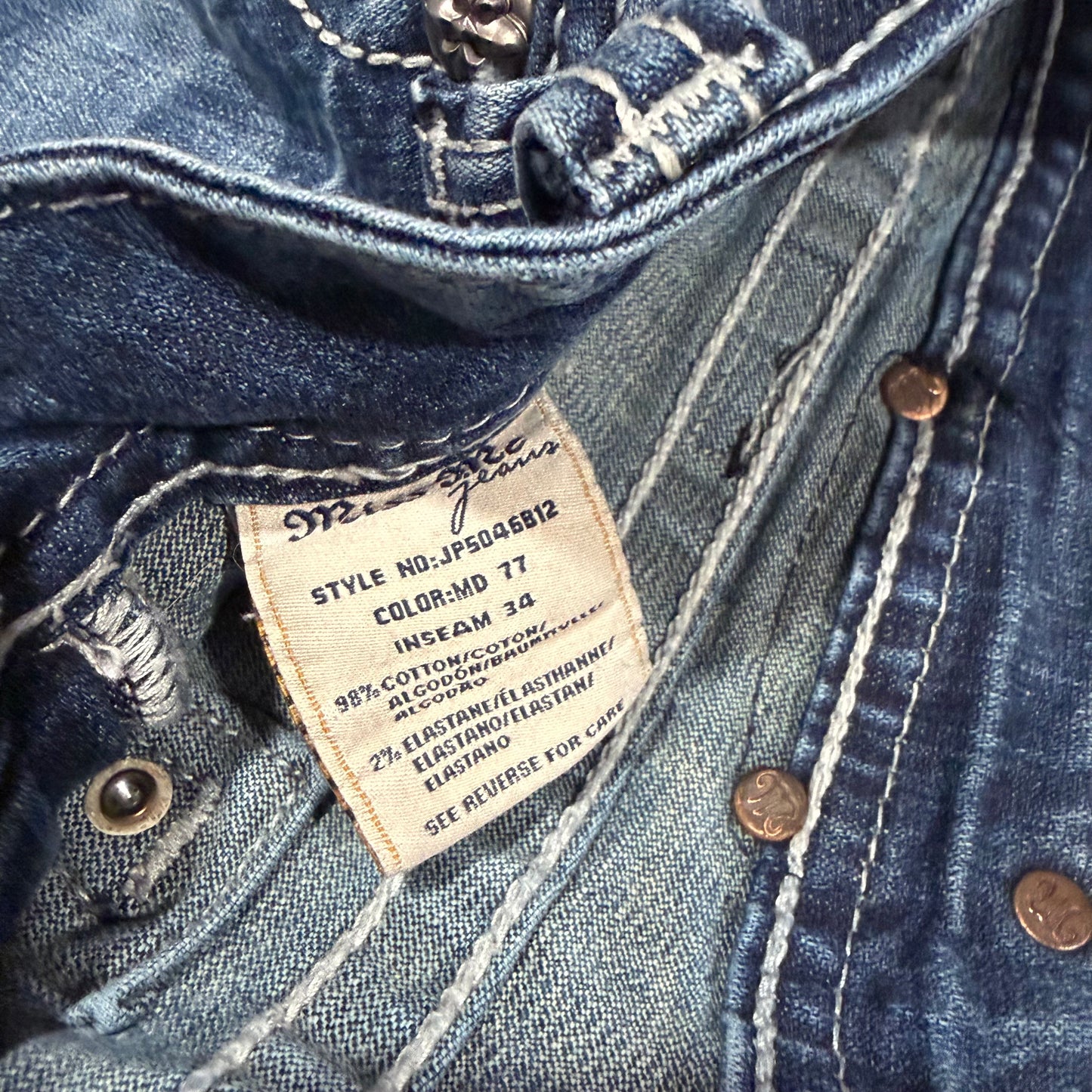 (29”) 2000s cross miss me flared jeans