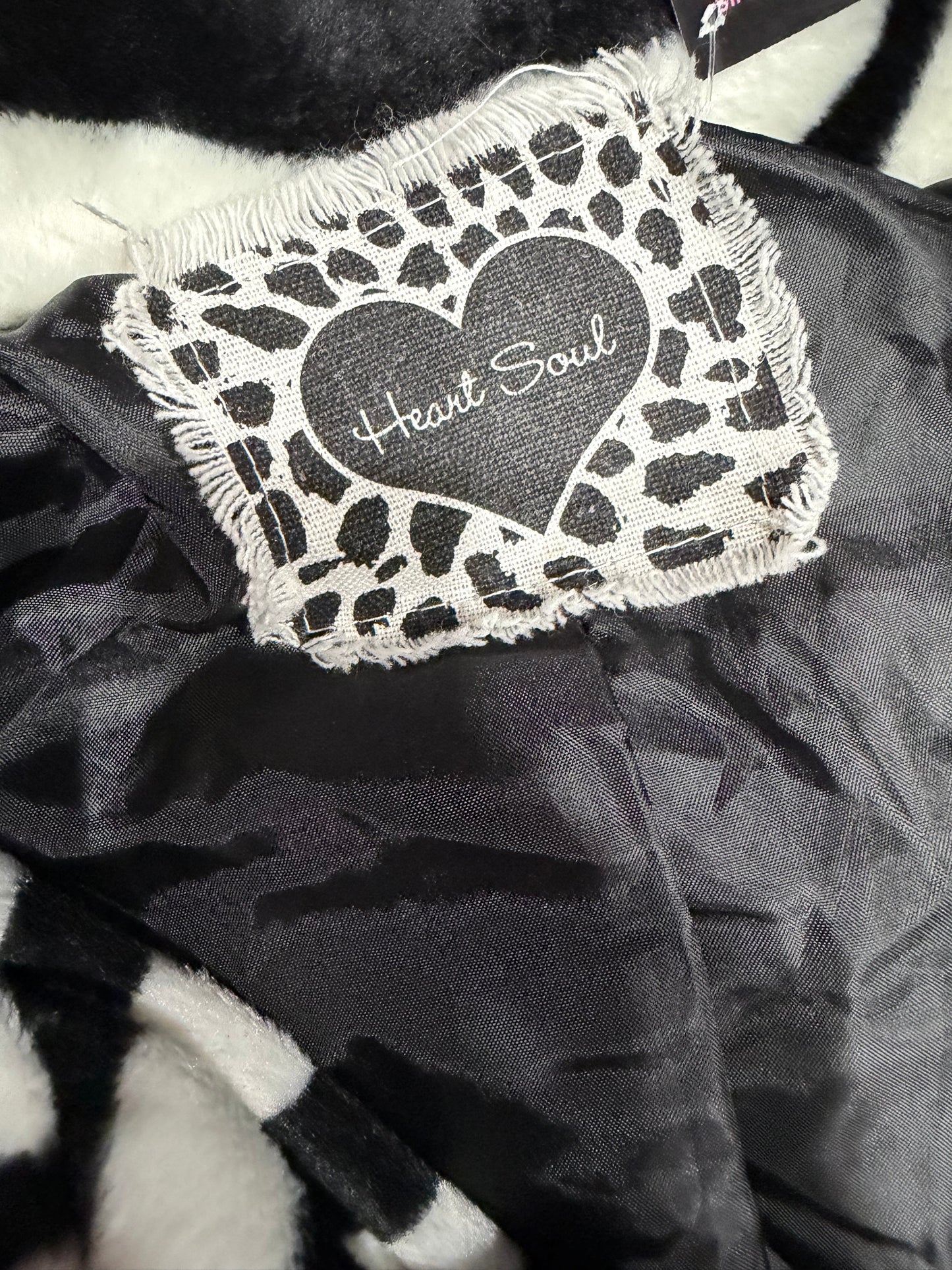 (M/L) vintage y2k heart soul zebra print coat