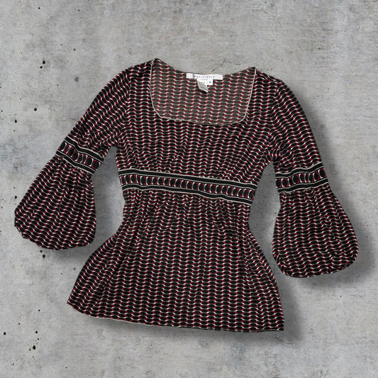 (M) vintage black & red flounced sleeve babydoll top