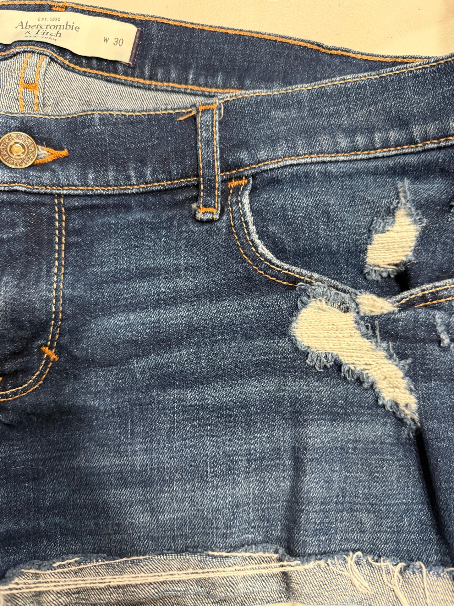 (34”) early 2000s abercrombie & fitch mini denim shorts