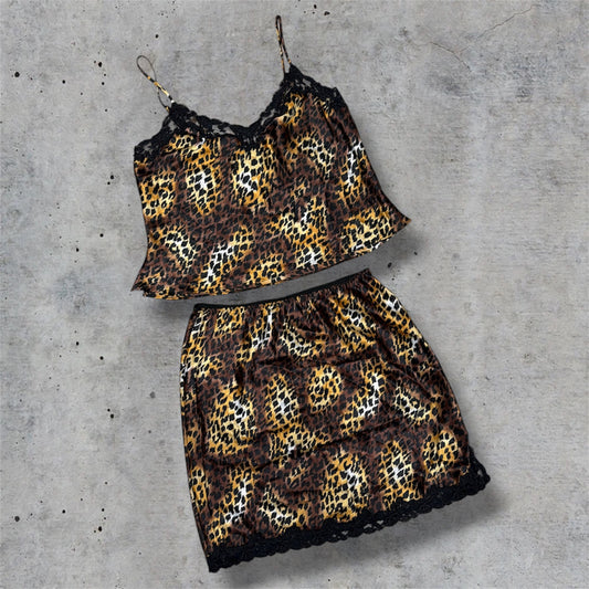 (L) early 2000s victoria’s secret silk leopard print lingerie lace trim set