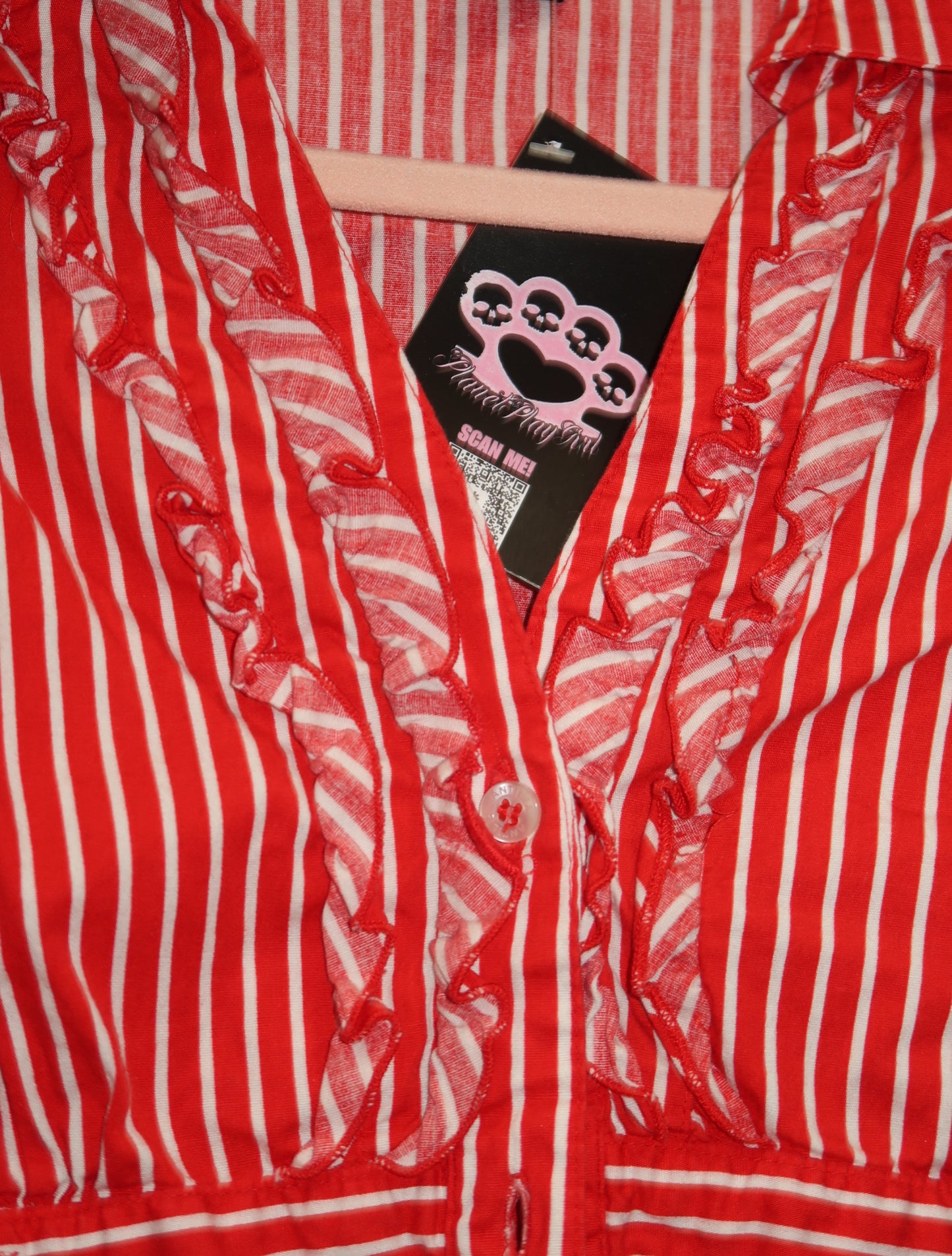 (L) vintage ruffled trim pin striped button up top