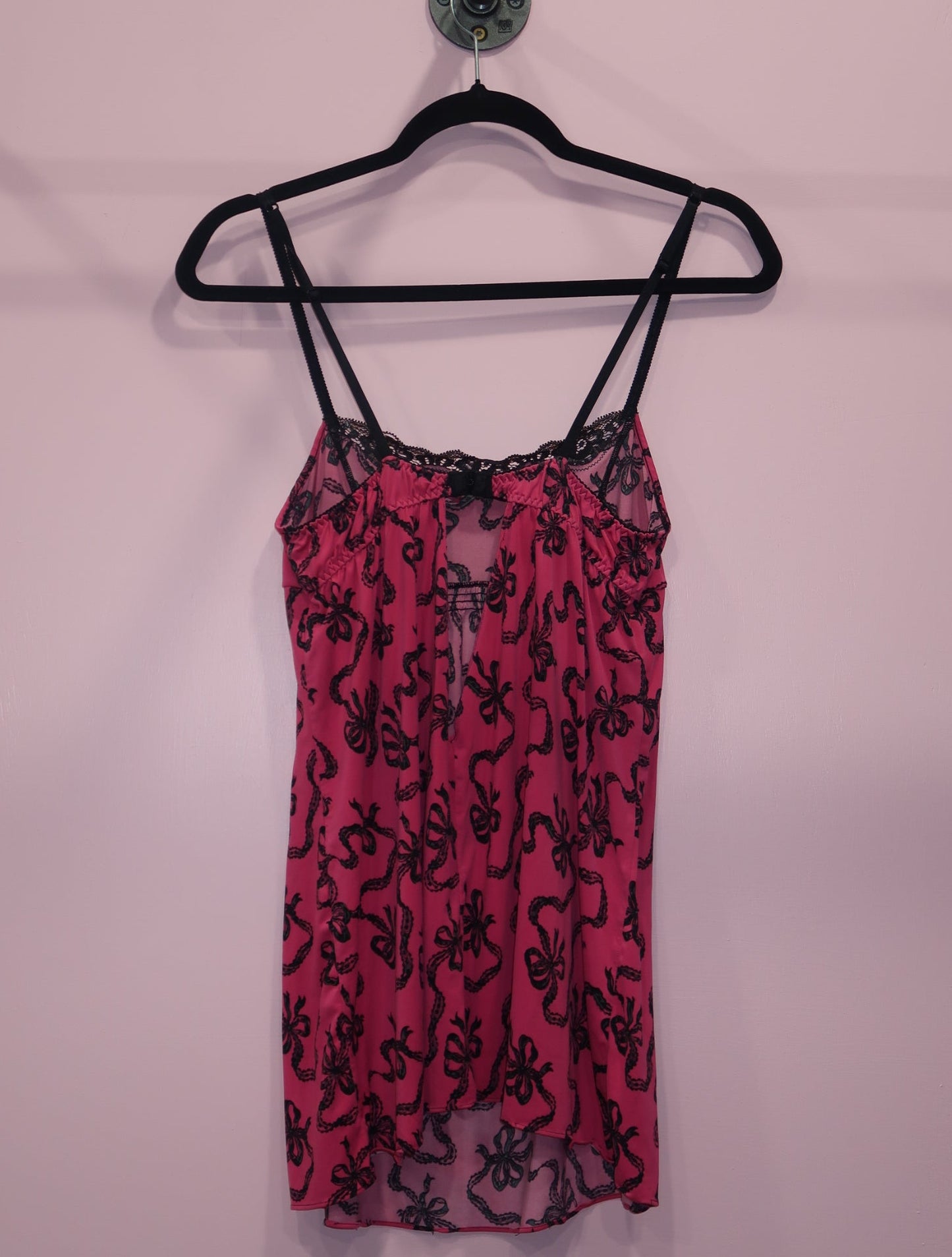 (M) Betsey Johnson bow print lace trim slip dress