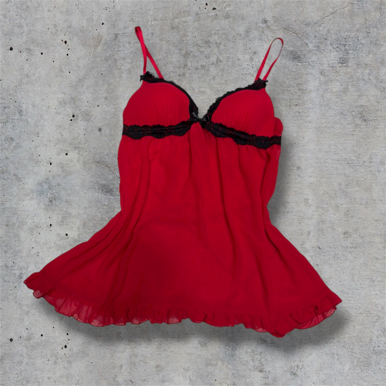 (L) vintage red & black lace trim lingerie top 
cutest bow details
