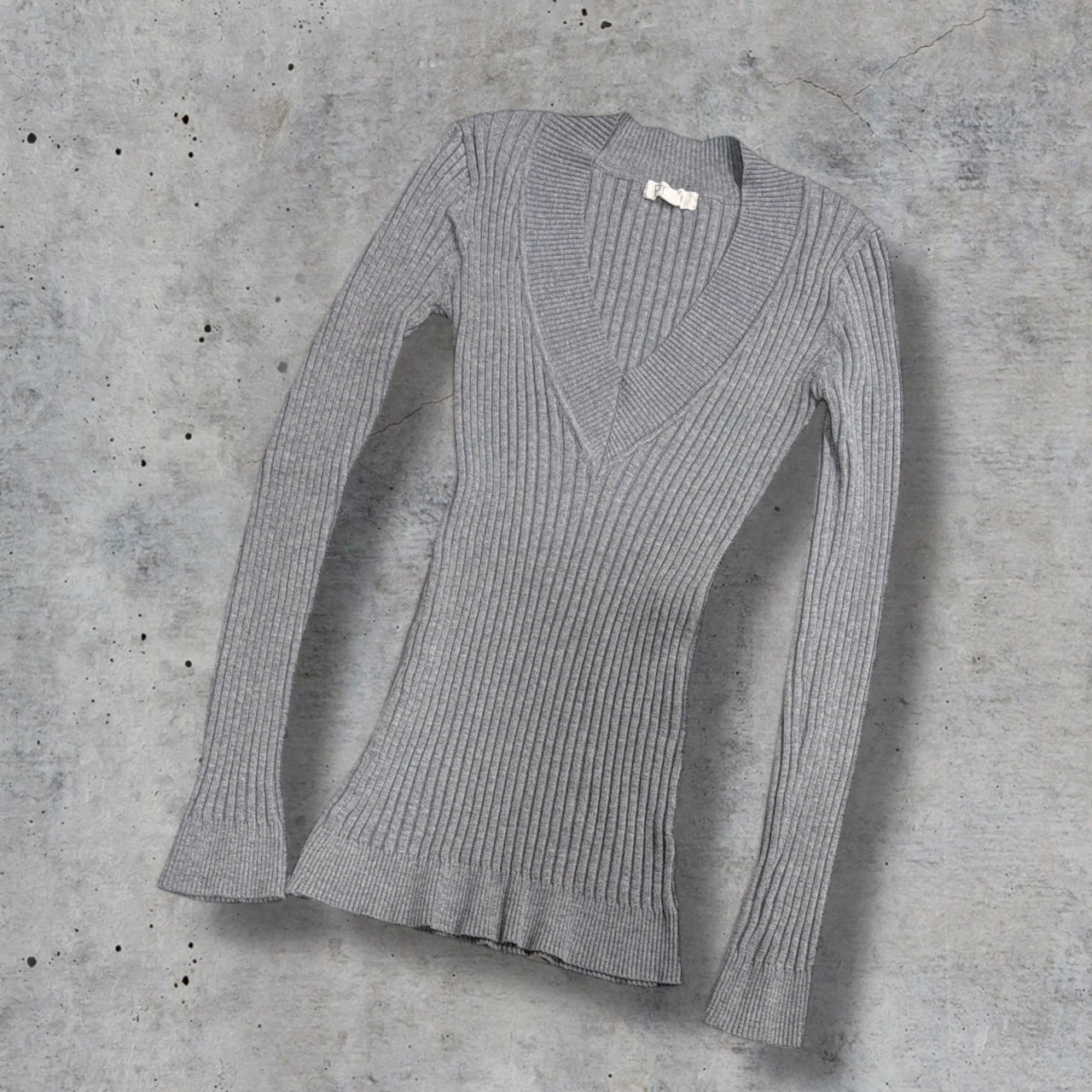 (S/M) y2k energie grey fitted long sleeve top