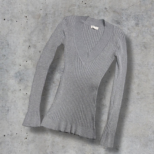 (S/M) y2k energie grey fitted long sleeve top