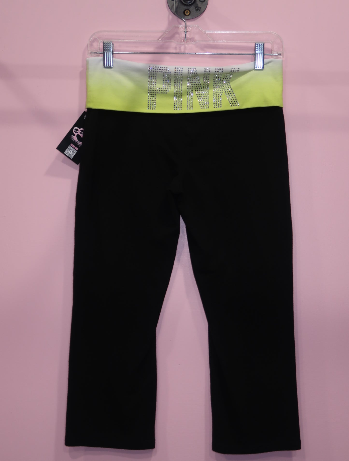 (S) 2000s PINK embellished capri black fold over yoga pants
