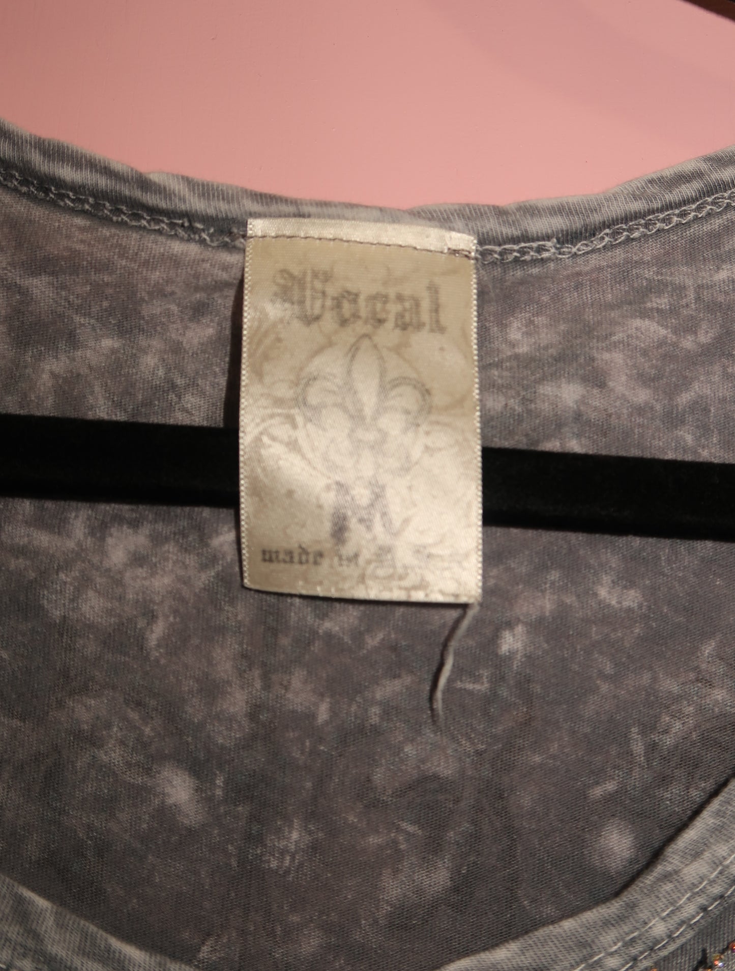 (M) Vocal embellished wing grey top