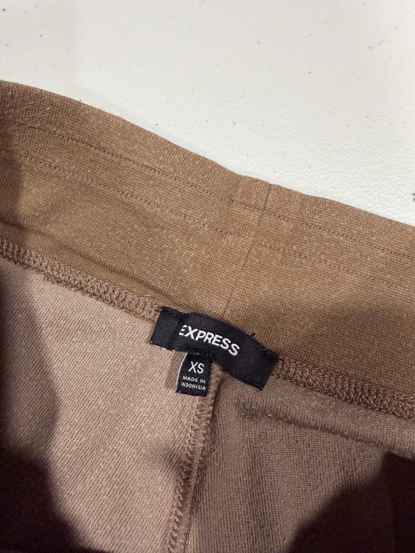 (XS) 2000s express brown flared rhinestoned tracksuit pants