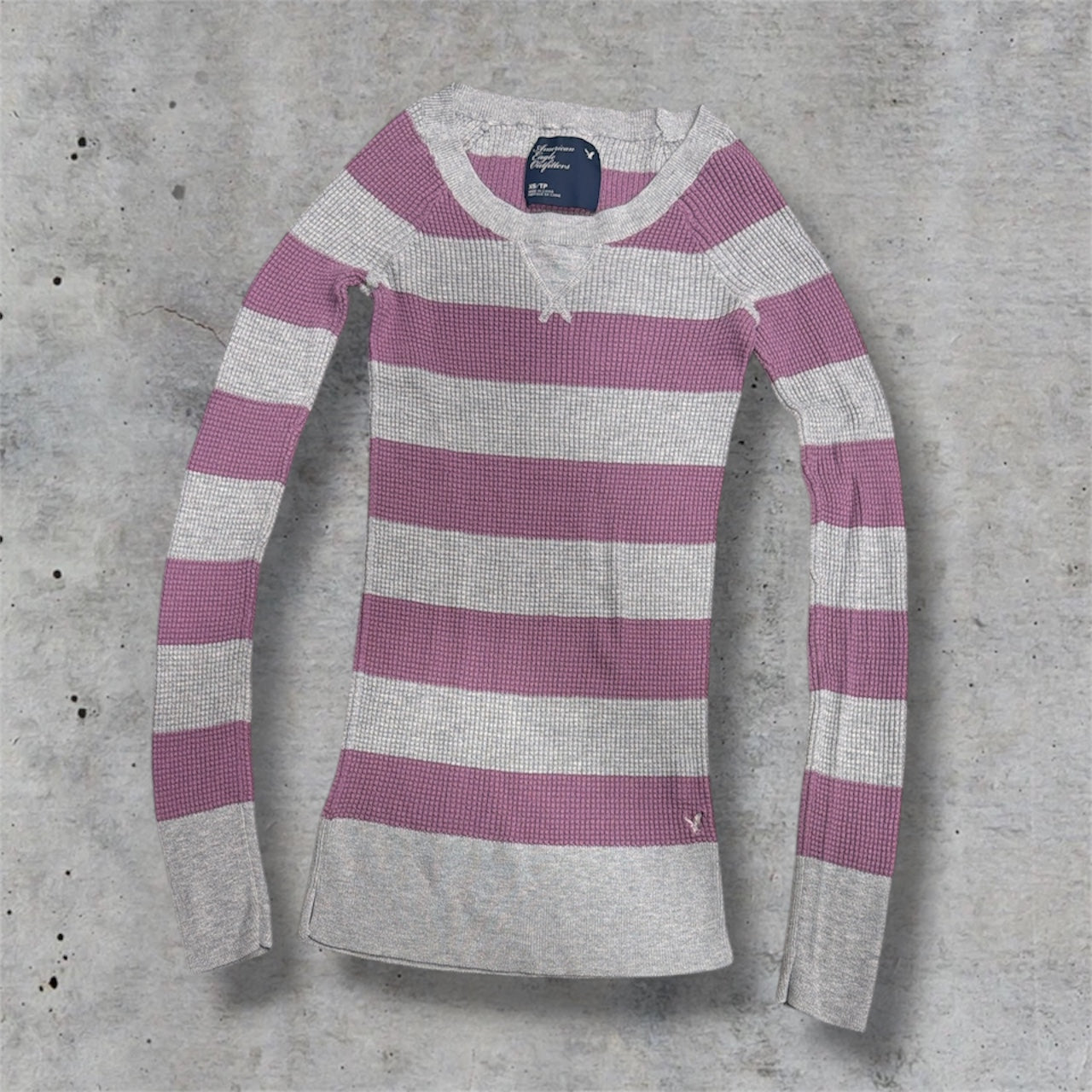 (XS) 2000s american eagle fitted striped thermal long sleeve