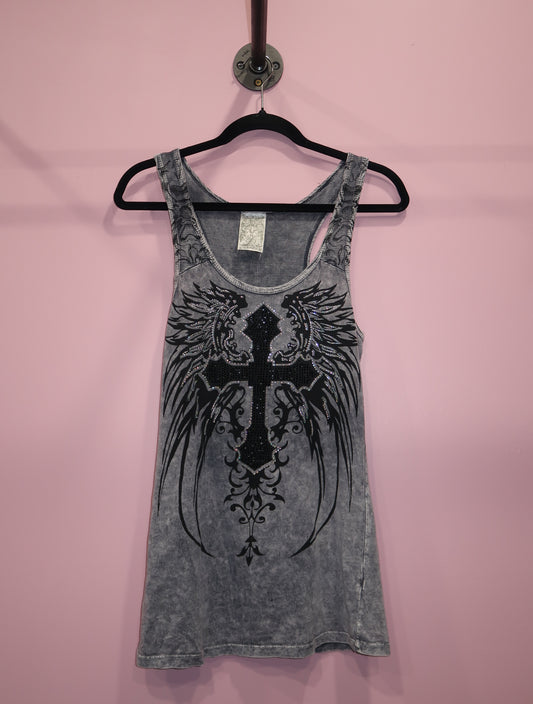 (M) 2000s vocal embellished cross and wing top