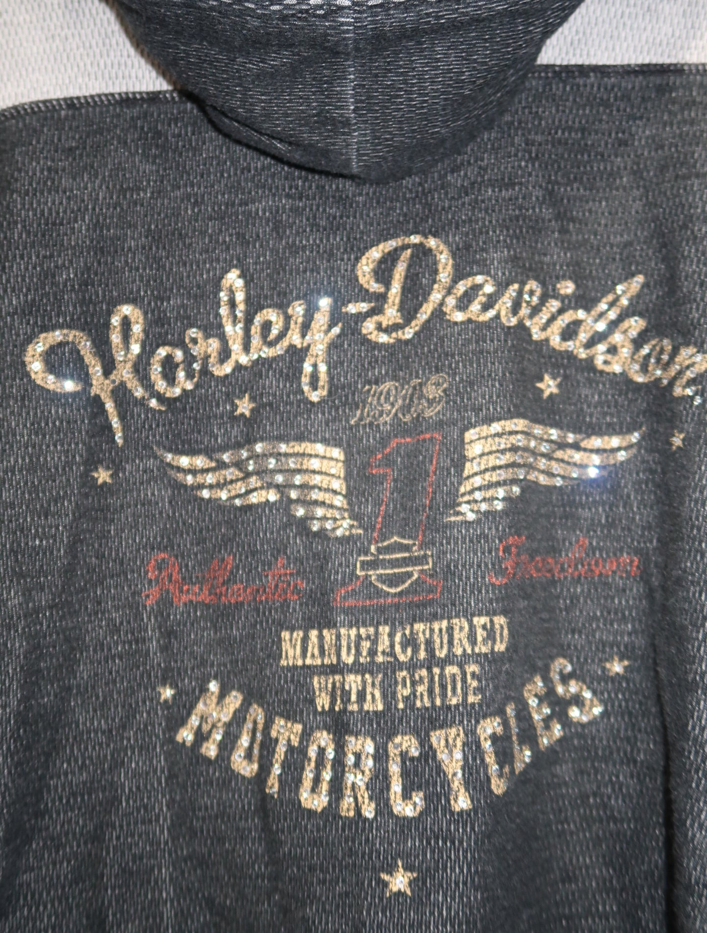 (M) Harley Davidson embellished grey hooded thermal top